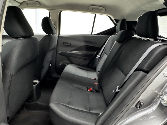 Used 2024 Nissan Kicks S image 19