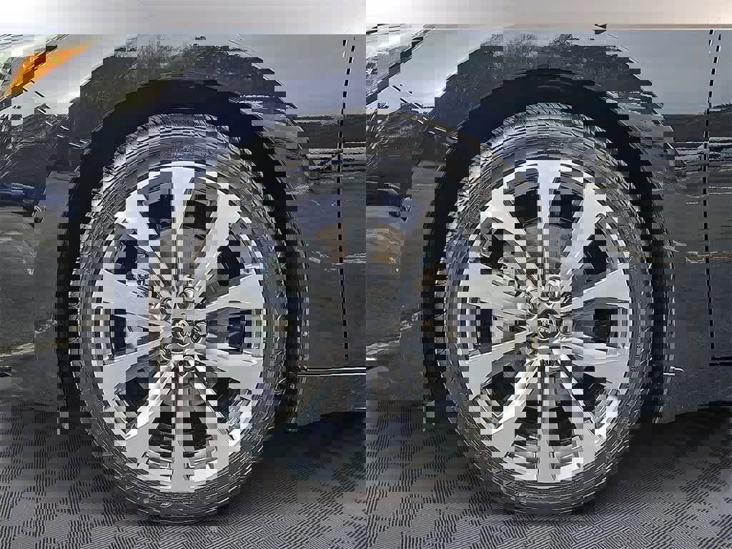 Used 2023 Nissan Maxima Platinum w/ Sport Mat Group image 7