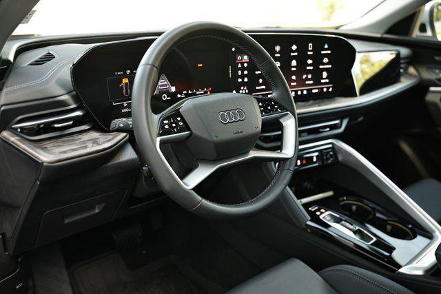 Certified 2025 Audi Q5 Premium Plus w/ Premium Plus image 20