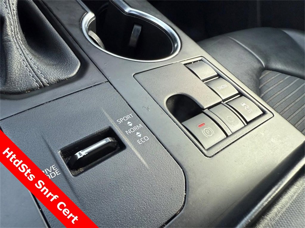 Used 2023 Toyota Highlander XSE image 31