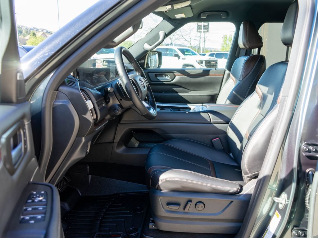 Used 2026 Nissan Armada SL w/ Captain's Chari Seat Package AWD/4WD image 12