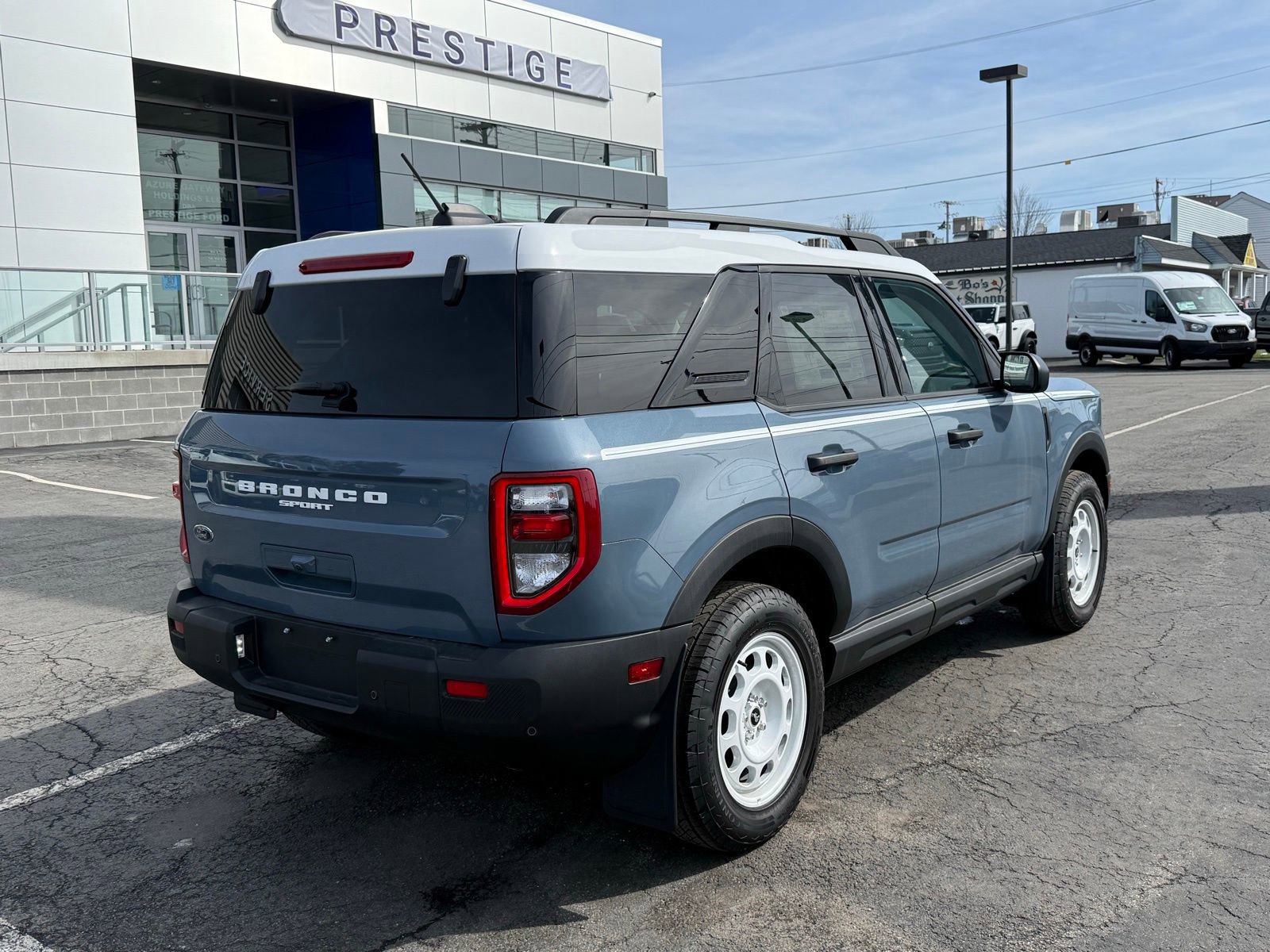 New 2025 Ford Bronco Sport Heritage w/ Convenience Package AWD/4WD image 6