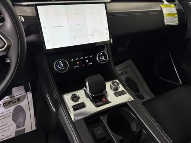 New 2026 Jaguar F-PACE R-Dynamic S AWD/4WD image 35