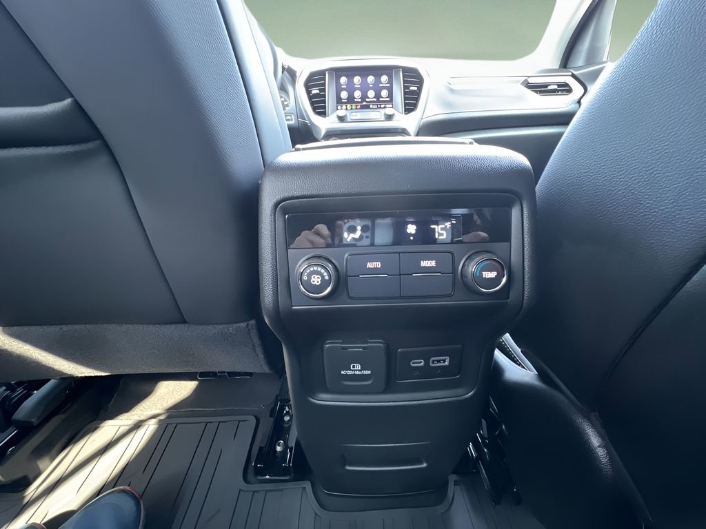 Certified 2023 GMC Acadia SLT w/ Trailering Package image 21