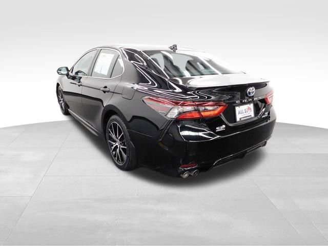 Used 2024 Toyota Camry SE image 7