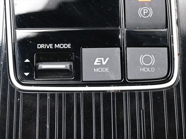 Certified 2025 Toyota Sienna XSE w/ XSE Plus Package AWD/4WD image 29