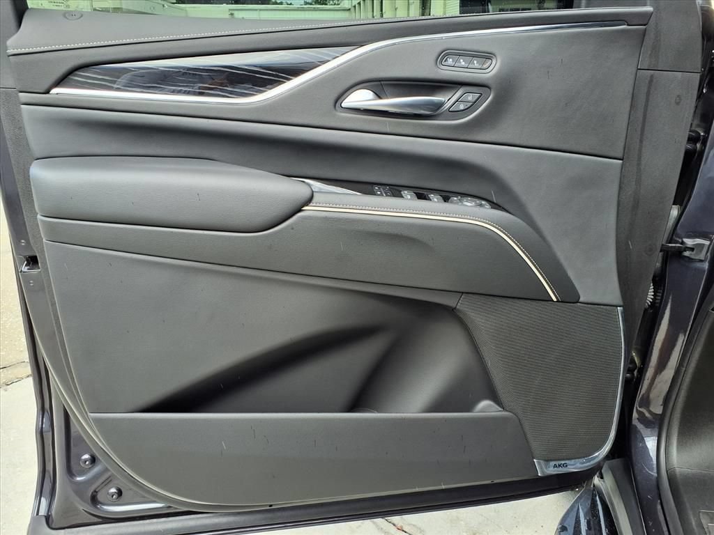 Used 2023 Cadillac Escalade Sport w/ Touring Package RWD image 16