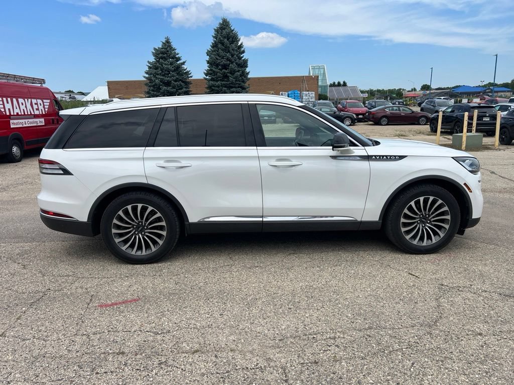 Used 2021 Lincoln Aviator Reserve w/ Elements Package Plus AWD/4WD image 9