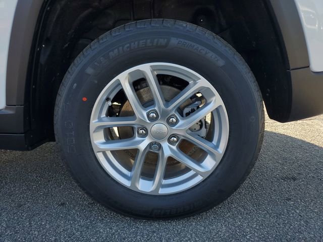 New 2026 Jeep Grand Cherokee Laredo X image 12