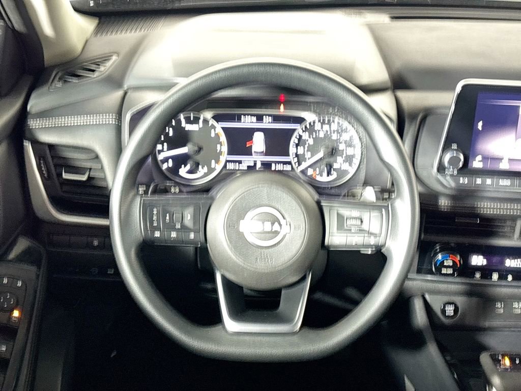 Used 2024 Nissan Rogue SV image 13