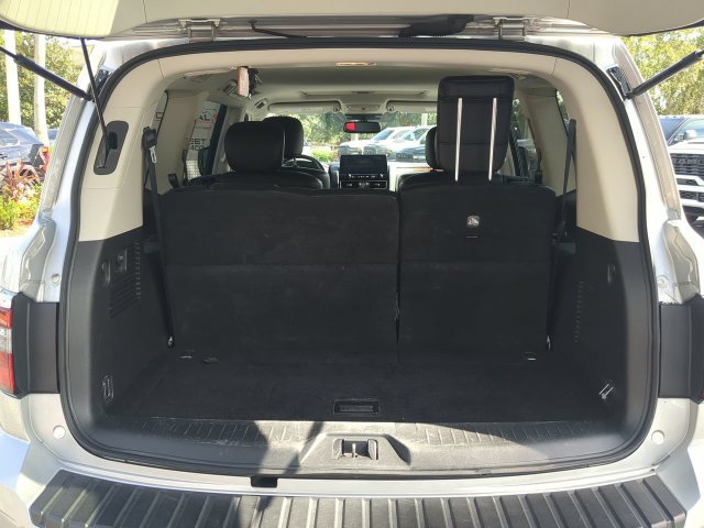Used 2024 Nissan Armada SL w/ Captain's Chairs Package RWD image 14
