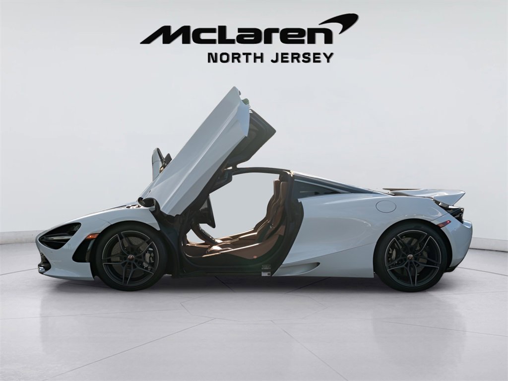 Used 2018 McLaren 720S image 16
