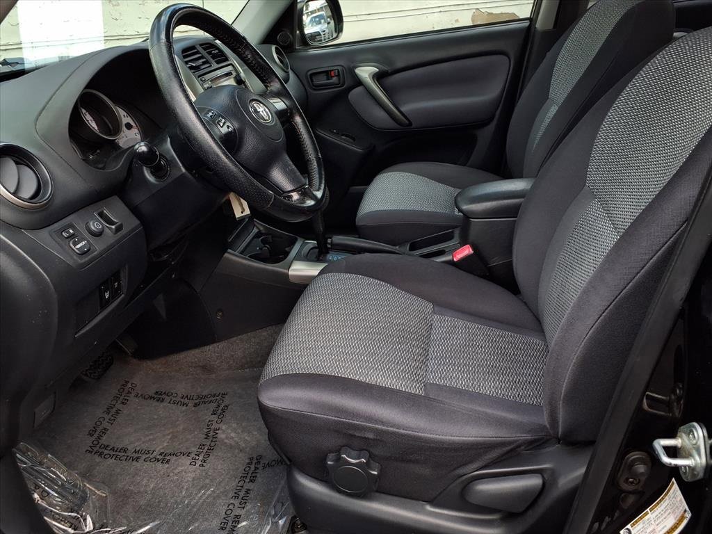 Used 2004 Toyota RAV4 2WD image 15
