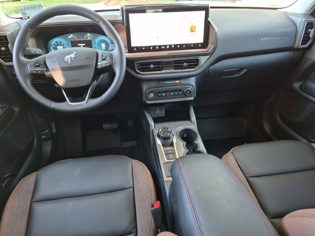 Used 2025 Ford Bronco Sport Outer Banks w/ Outer Banks Tech Package+ AWD/4WD image 26