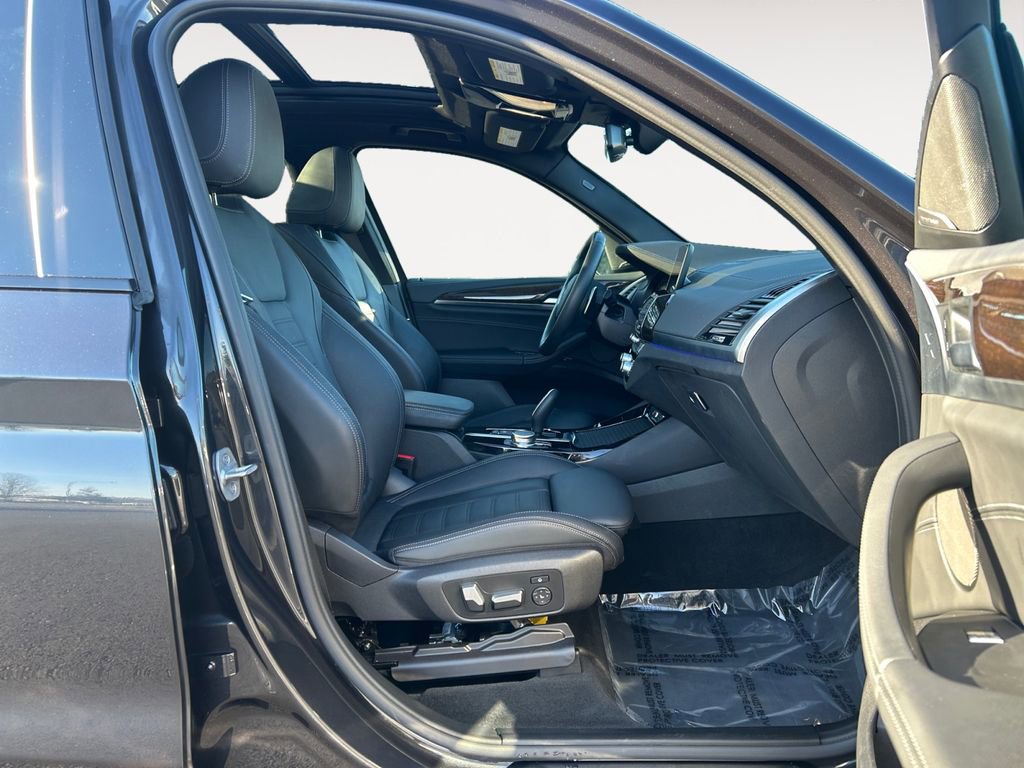Used 2021 BMW X3 M40i w/ Executive Package image 10