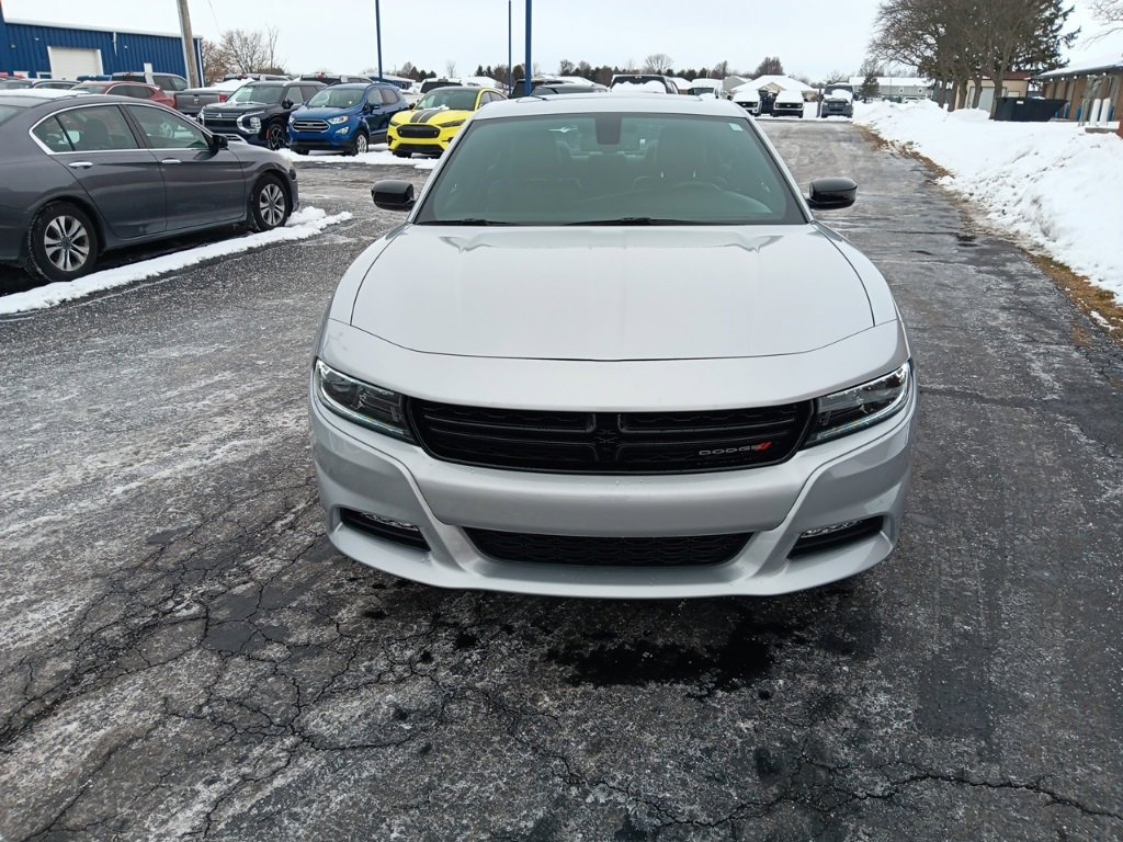 Used 2023 Dodge Charger SXT w/ Plus Group image 2