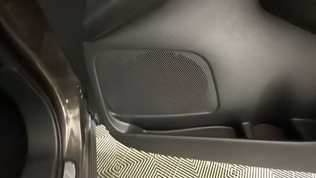 Used 2018 Nissan Murano SL w/ Moonroof Package AWD/4WD image 32