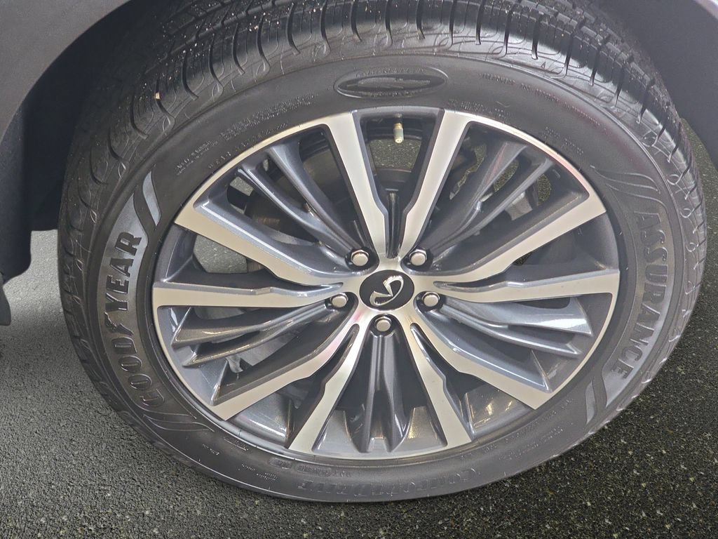 Used 2023 INFINITI QX60 Sensory w/ Cargo Package AWD/4WD image 36