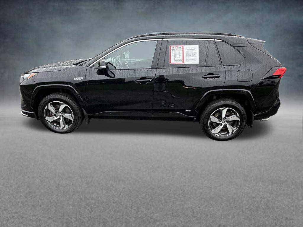 Used 2023 Toyota RAV4 SE w/ Weather & Moonroof Package AWD/4WD image 2