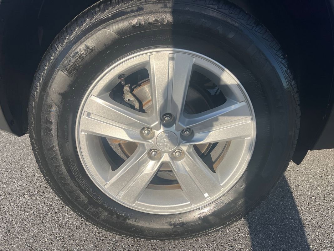 Used 2017 Chevrolet Trax LT w/ Sun & Sound Package image 10