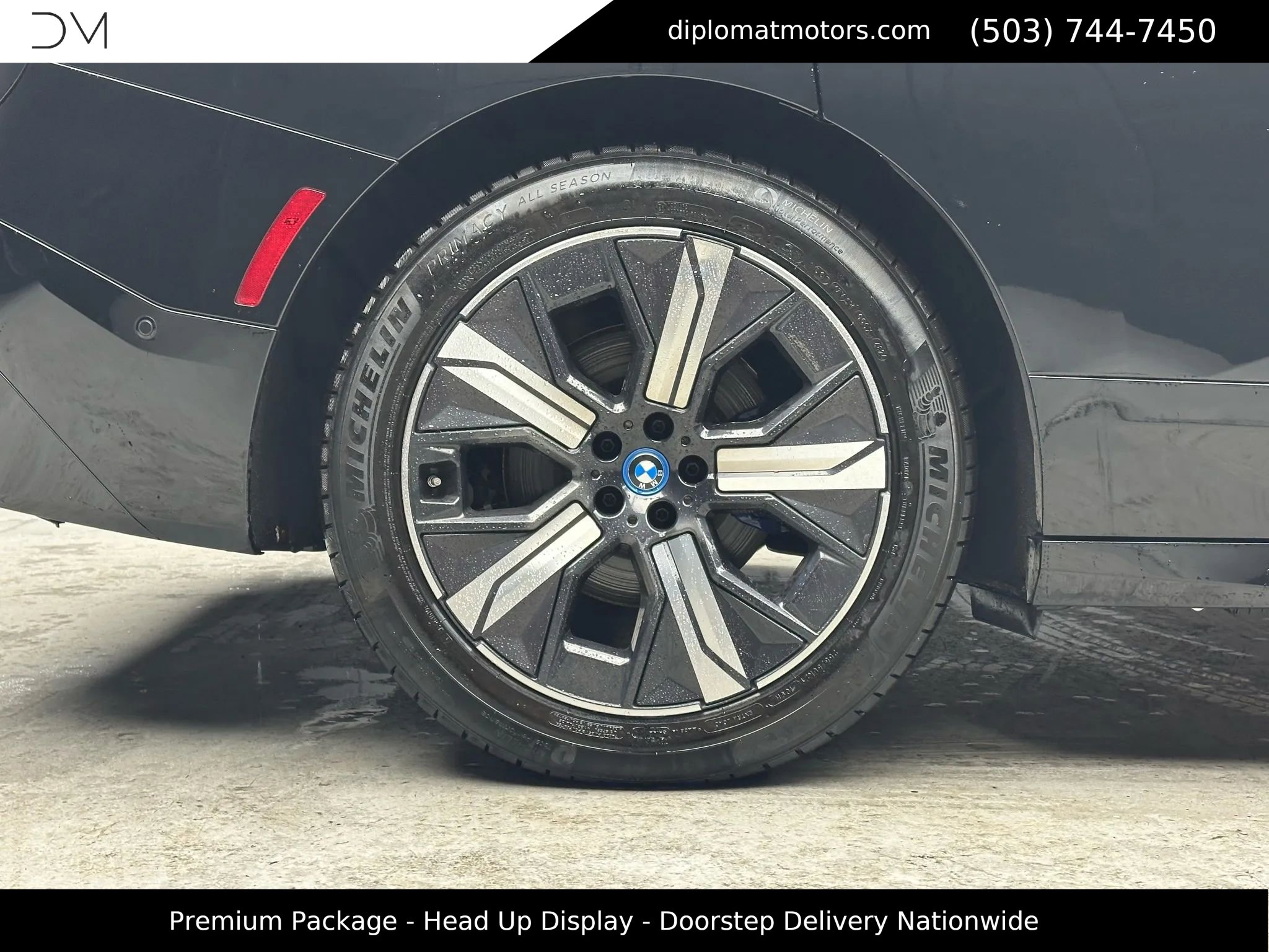 Used 2022 BMW iX xDrive50 w/ Premium Package image 40