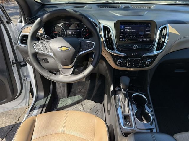 Used 2023 Chevrolet Equinox Premier image 14