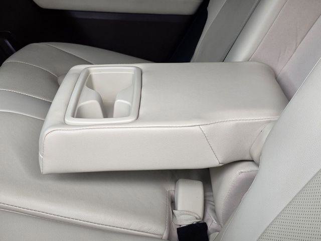 Certified 2021 Toyota Highlander Limited image 11