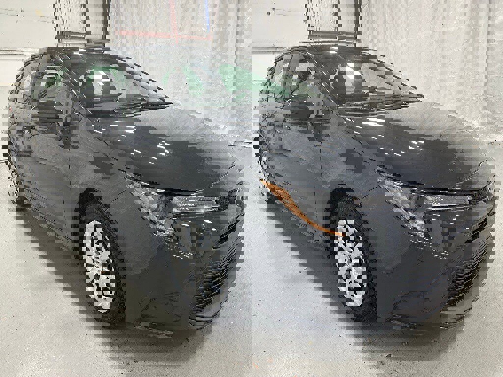 Used 2025 Toyota Corolla LE