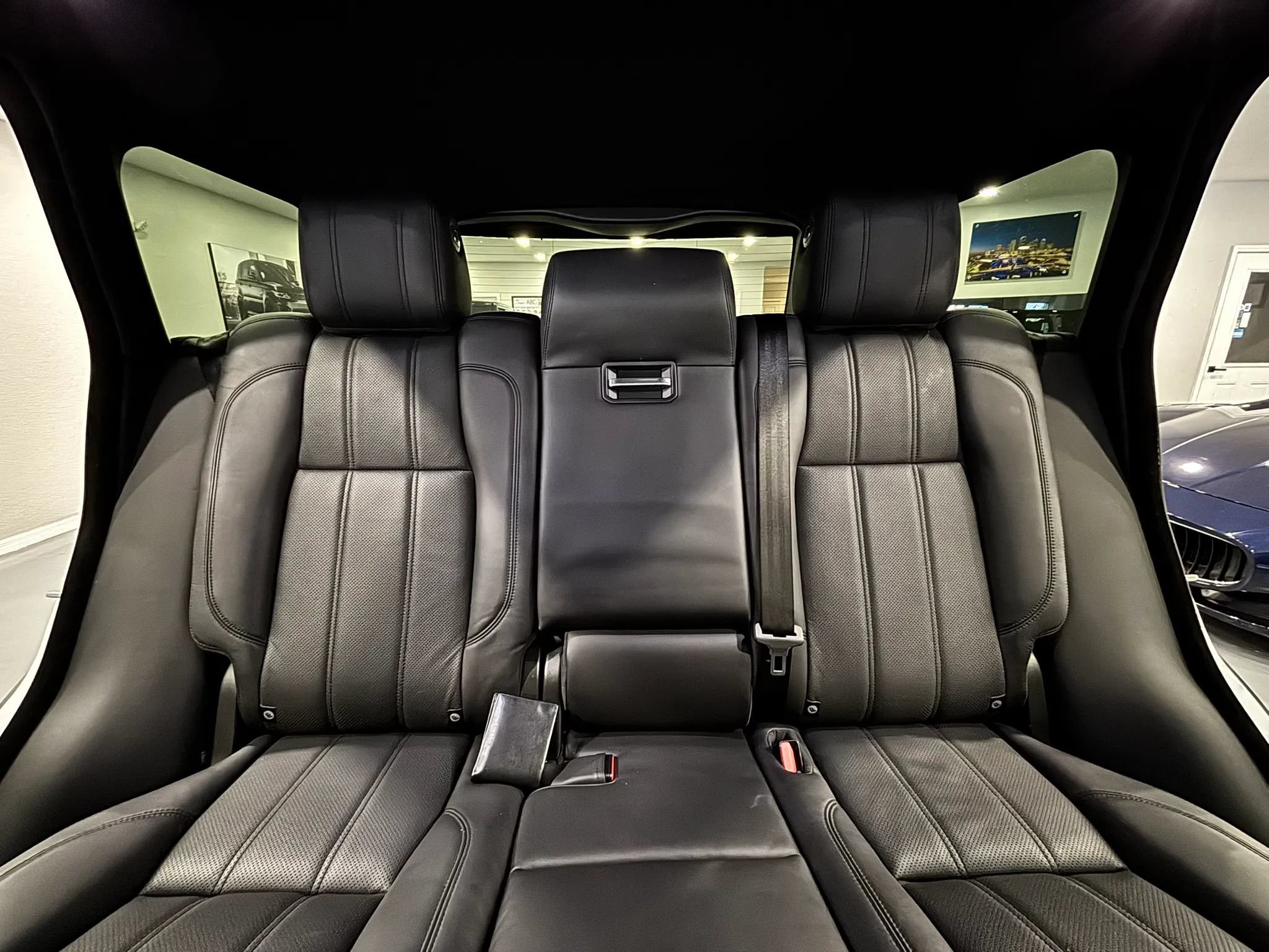 Used 2016 Land Rover Range Rover HSE AWD/4WD image 23
