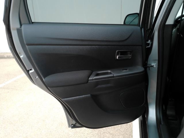 Used 2026 Mitsubishi Outlander Sport ES AWD/4WD image 17