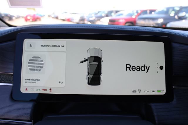 Used 2024 Rivian R1S Adventure image 18