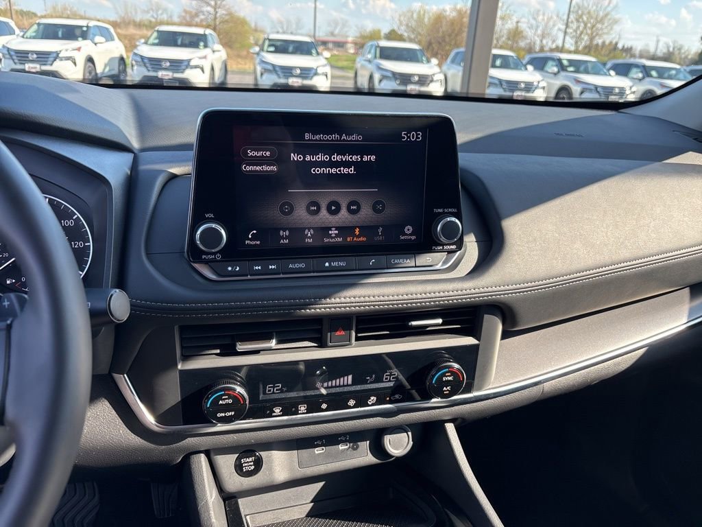 Certified 2026 Nissan Rogue SV AWD/4WD image 20