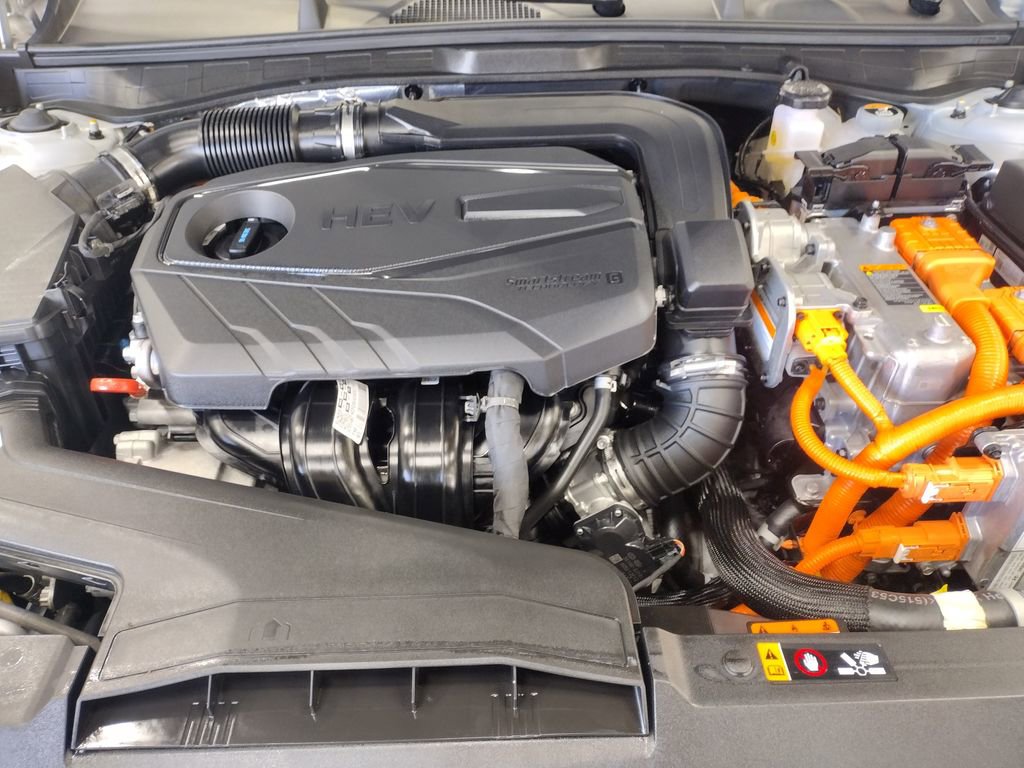 Certified 2023 Hyundai Sonata SEL w/ Cargo Package image 10