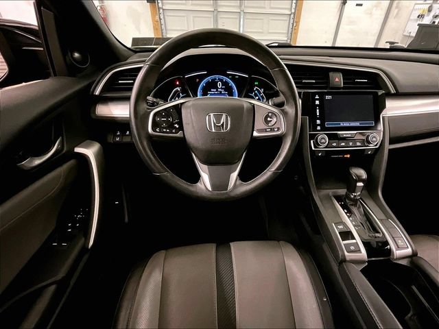 Used 2017 Honda Civic Touring image 5