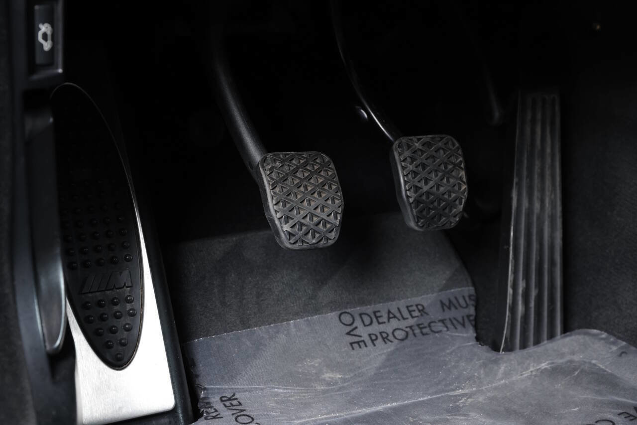 Used 2003 BMW M5 image 73