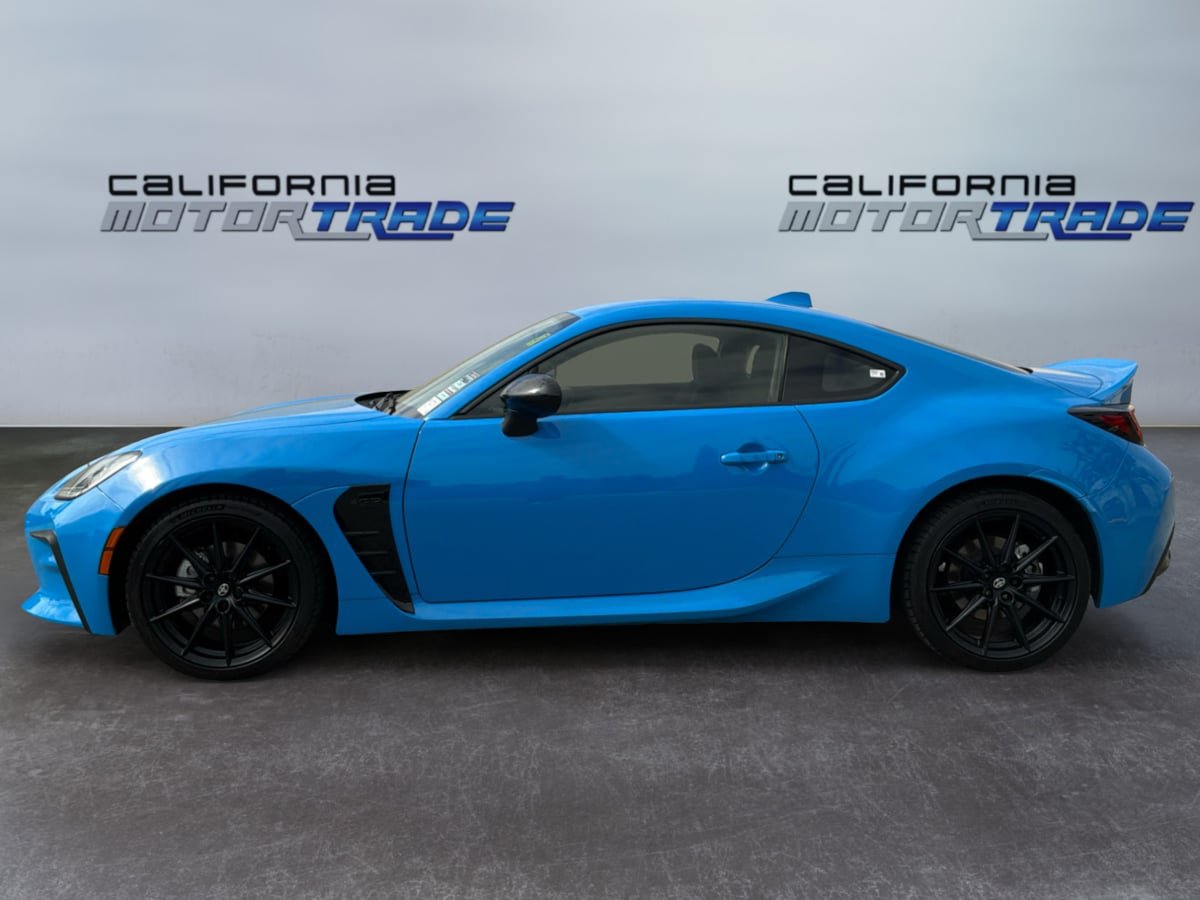 Used 2023 Toyota GR86 Premium RWD image 8