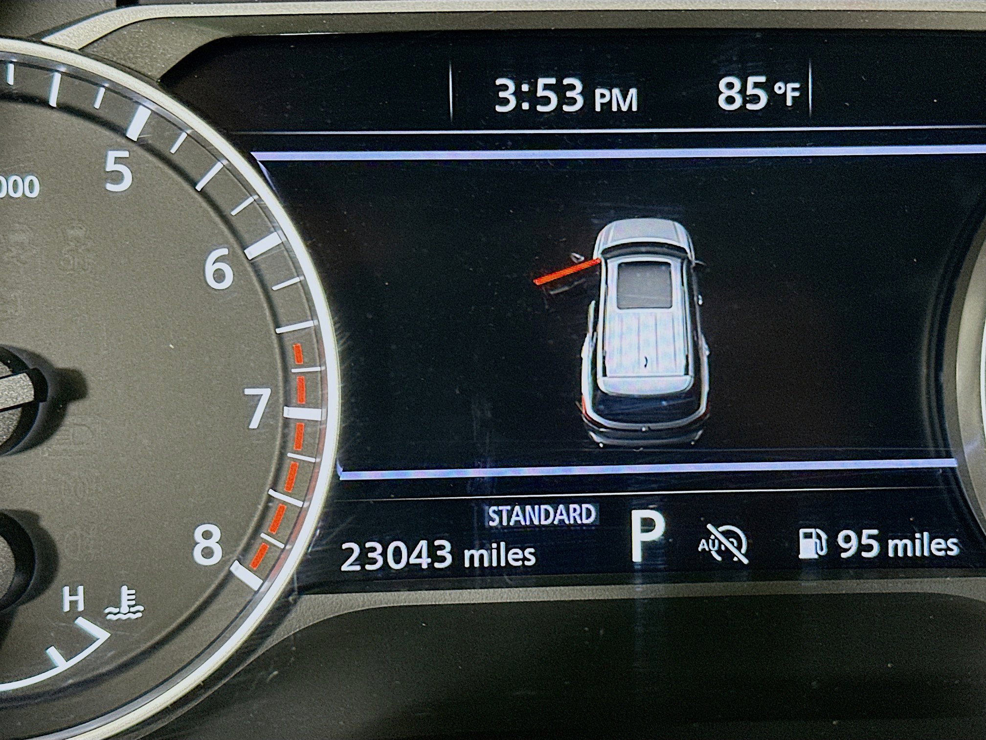 Used 2025 Nissan Pathfinder S image 19