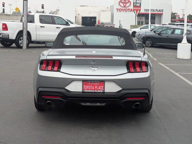 Used 2024 Ford Mustang Premium image 9