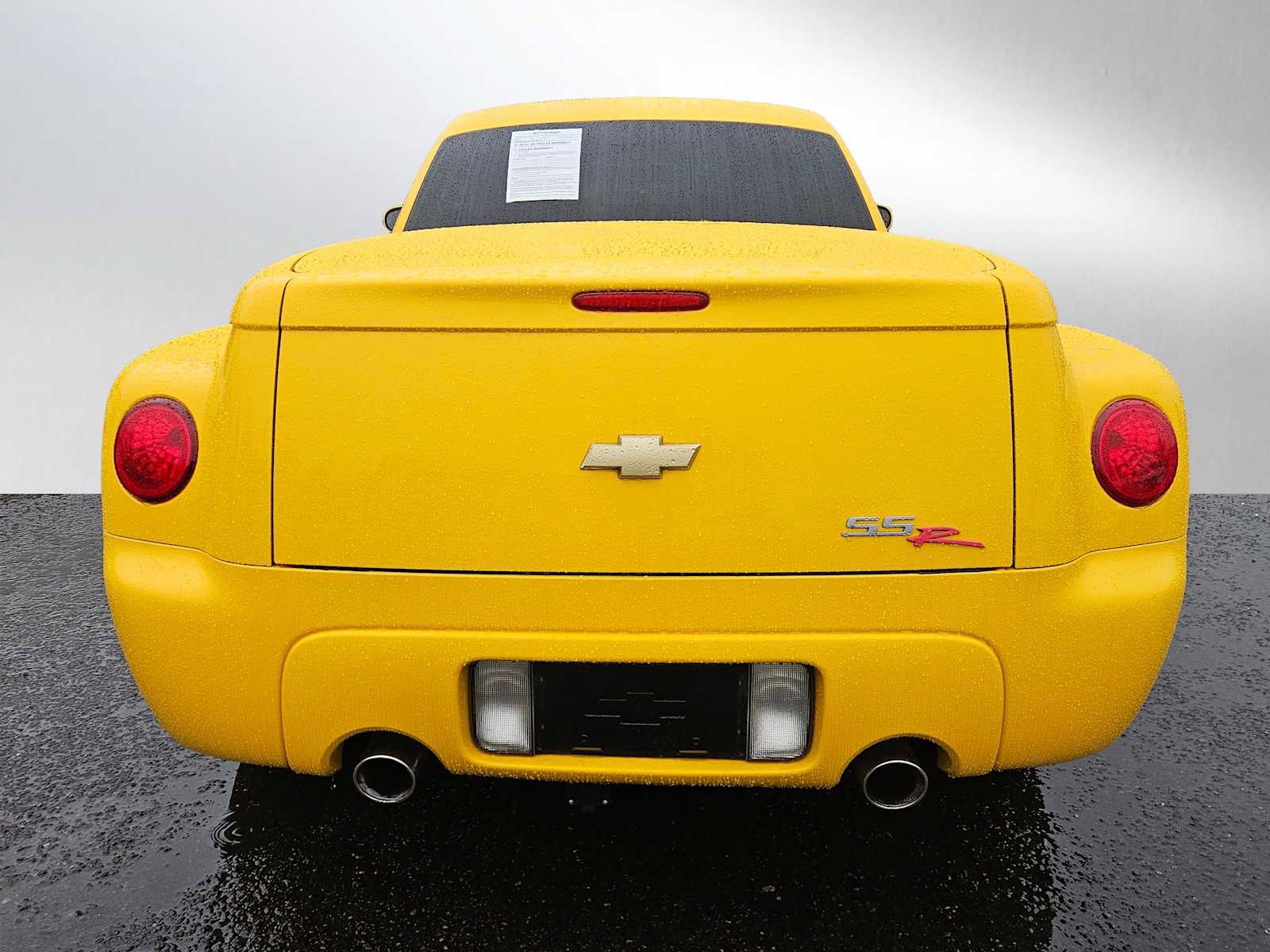 Used 2006 Chevrolet SSR w/ Preferred Equipment Group image 4