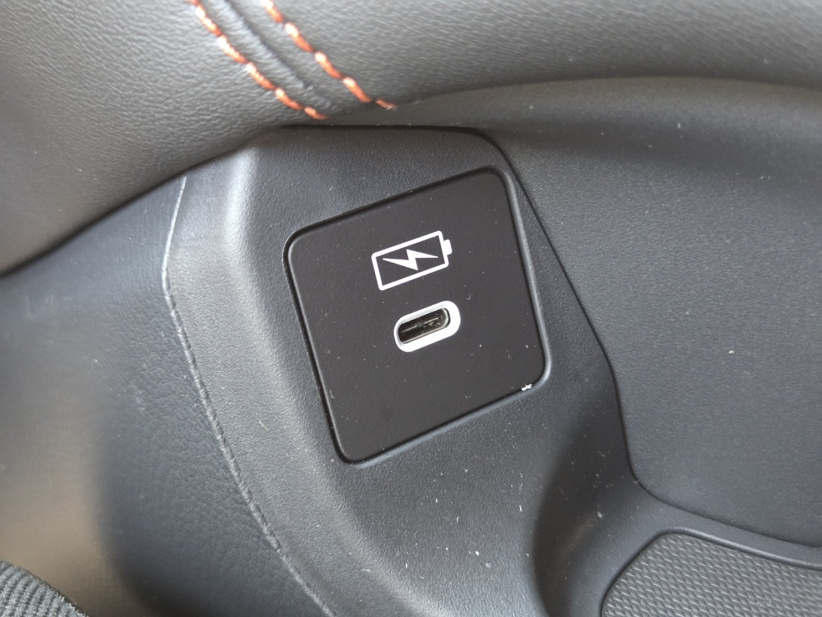 New 2027 Honda HR-V Sport image 9