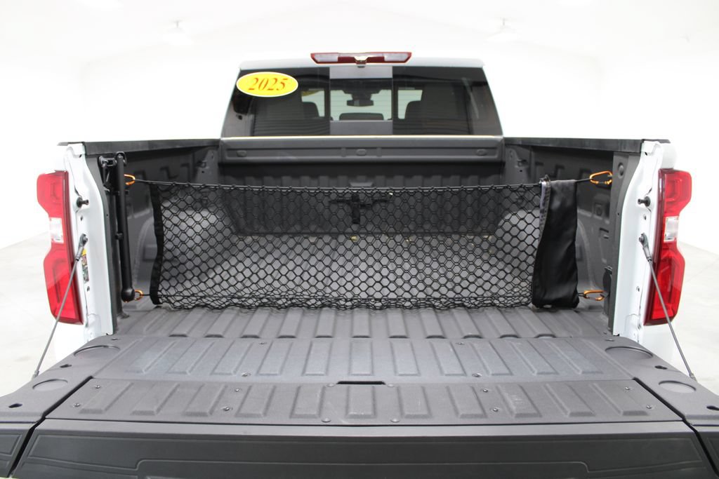 Used 2025 Chevrolet Silverado 1500 LT Trail Boss w/ LT Trail Boss Premium Package AWD/4WD image 19
