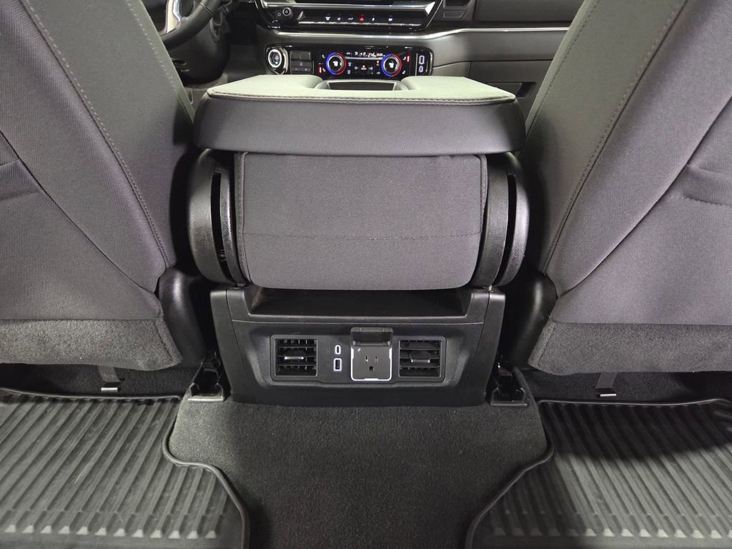 Certified 2025 Chevrolet Silverado 2500 LT w/ Convenience Package image 28