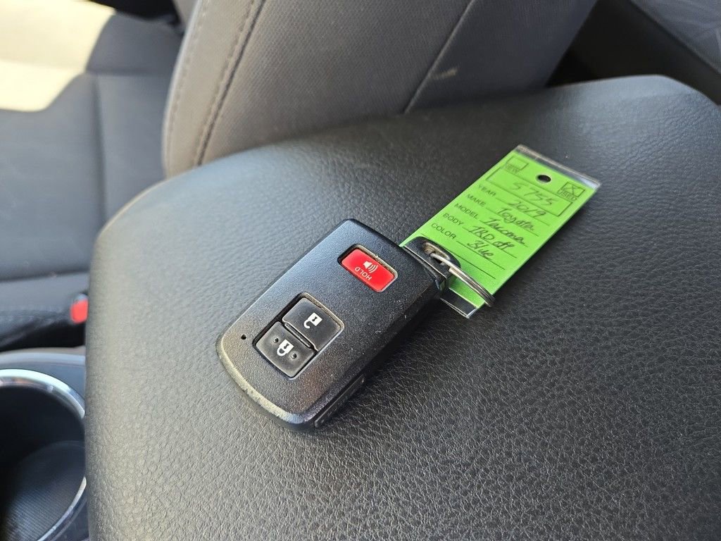 Used 2019 Toyota Tacoma TRD Off-Road image 29