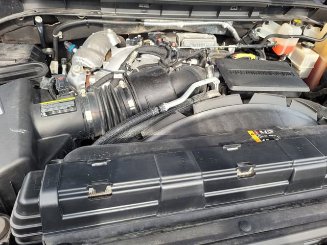 Used 2022 GMC Sierra 3500 Denali w/ Denali Black Diamond Edition image 19