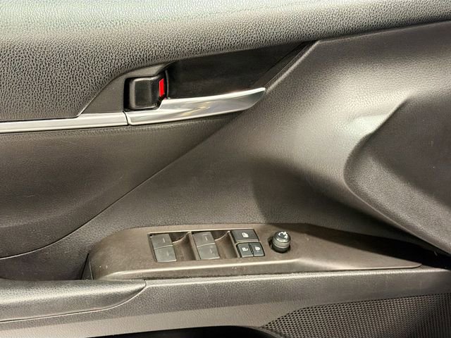 Certified 2022 Toyota Camry SE FWD image 15