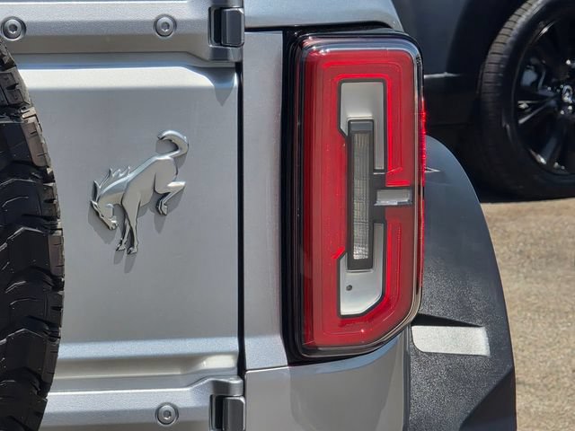 Used 2023 Ford Bronco Outer Banks AWD/4WD image 6
