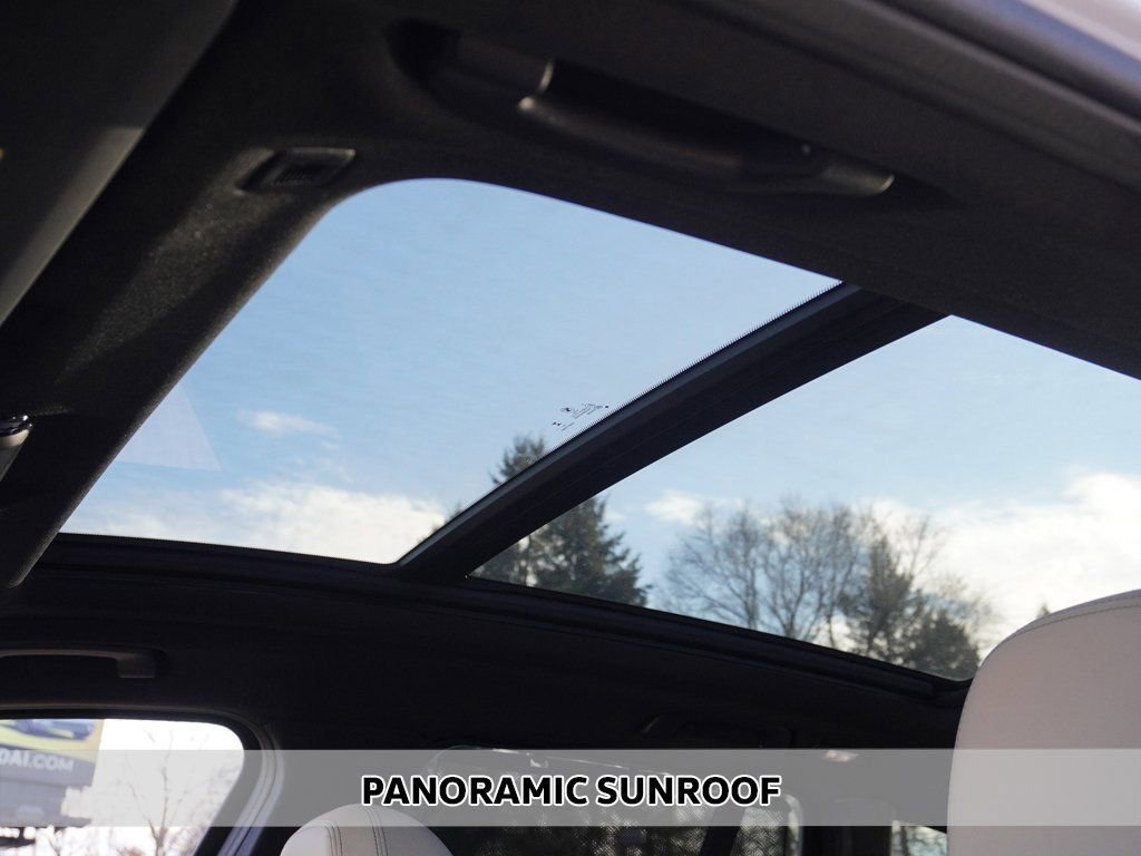 Used 2024 BMW X3 M40i w/ Premium Enhanced Package image 4