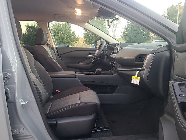 New 2027 Nissan Rogue SV w/ Cold Weather Package AWD/4WD image 26