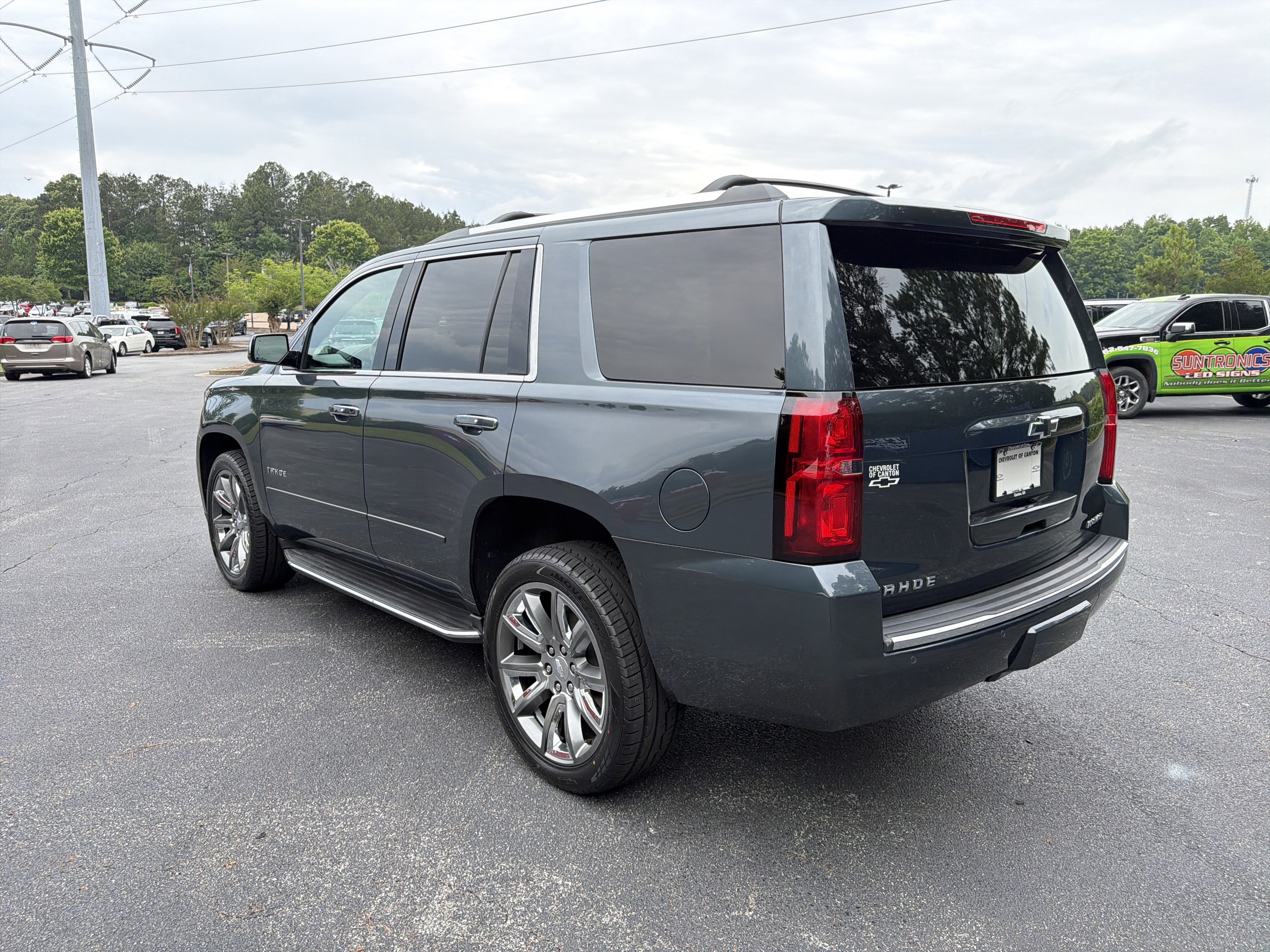 Used 2019 Chevrolet Tahoe Premier AWD/4WD image 7