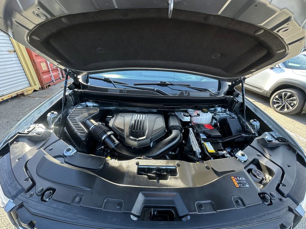 Used 2025 GMC Acadia Elevation image 30